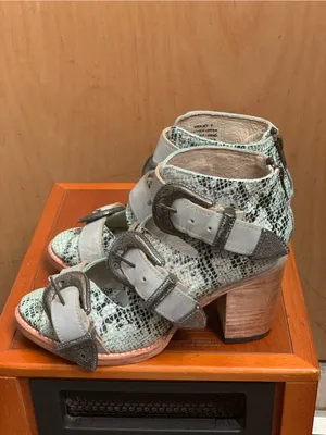 FreeBird Turquoise Snakeskin Buckle Heeled Sandals Size-8 Boho Western thumbnail 4