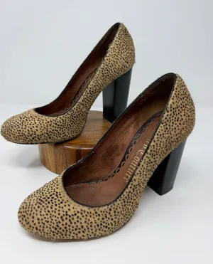 Juicy Couture Cheetah Print Calf Hair Block Heel Pumps Round Toe Tan BlK Size 7 thumbnail 1