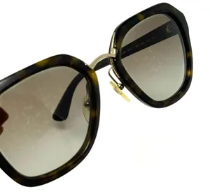 Prada sunglasses made in Italy thumbnail 7