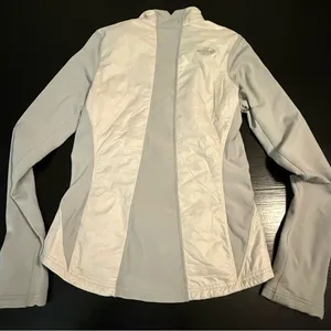 The North‎ Face Women's White and Gray Ski Jacket thumbnail 8