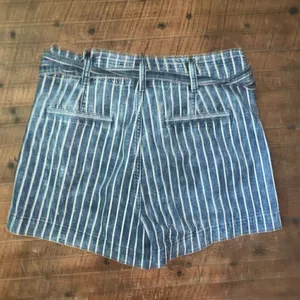 American Eagle navy and white striped paper bag 10 shorts thumbnail 3