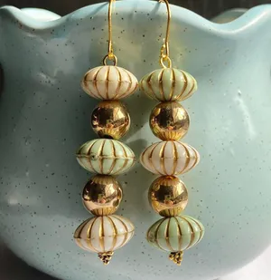 retro vintage style acrylic beads lightweight dangle earrings❤️ thumbnail 2