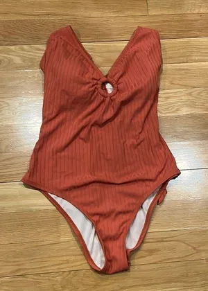 KONA sol one piece swim suit size Xlarge. thumbnail 1