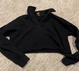 Mono B Black Cropped Top Size M thumbnail 1