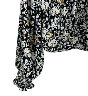 Sienna Sky Floral Top Womens M Black Floral Ditsy Tie Back Cottagecore Witchy thumbnail 3
