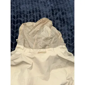 The North Face HyVent Waterproof Rain Trench Belted Jacket Womens Size Xsmall thumbnail 10