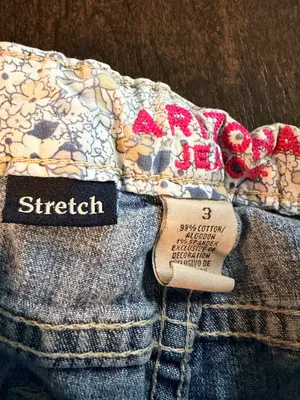Arizona Jeans Light Wash Jean Shorts thumbnail 3