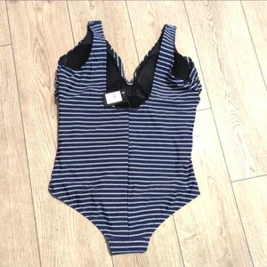 Avenue NWT Plus 16w 1X Navy Nautical 1 piece Swim Suit Swimsuit NEW thumbnail 4