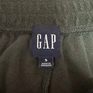Gap Black Terrycloth Fabric Elastic Waist Pull-on Casual Running Sweat Shorts S thumbnail 4