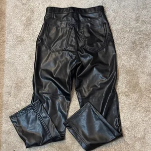 Abercrombie & Fitch Curve Love Black Straight Leg Leather Pants thumbnail 5