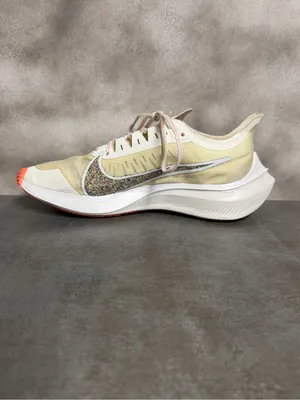 Nike Zoom Gravity Women’s Running Shoes Summit White BQ3203-101 Size 10 thumbnail 15