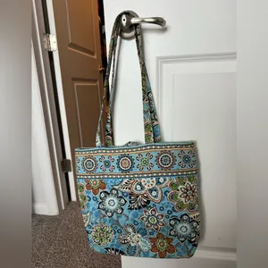 Vera Bradley Tote in Bali Blue thumbnail 4