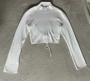 White Turtleneck Long-sleeve Crop Top thumbnail 3