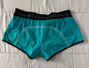 Lululemon Shorts thumbnail 2