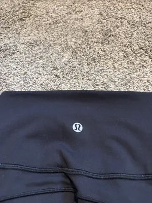 Lululemon In Movement Tight 25" *Everlux size 2 thumbnail 4