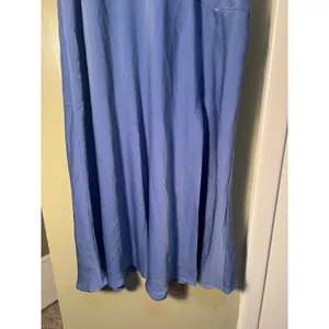 Banana Republic Women's Size 8 Satin Midi Skirt A-Line Blue Slit Front Zip Side thumbnail 3