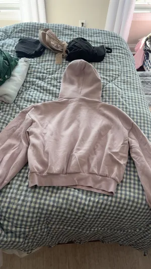H&M Cropped Sweatshirt thumbnail 2