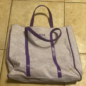 Tote thumbnail 1