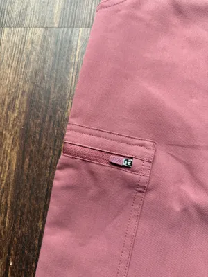 NWT FIGS Women’s Mauve Yola Skinny Scrub Pants - Size XXS thumbnail 8