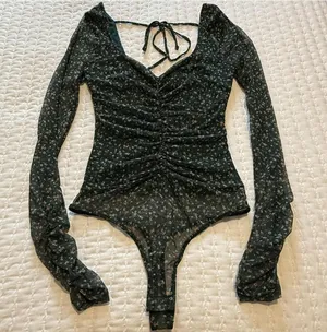 Lulus Bodysuit Long Sleeve Sz S Small Green Floral Mesh Sweetheart Neckline NWT thumbnail 1