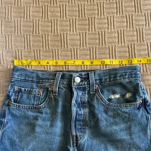 100% Cotton Levi's Blue Distressed Denim Cutoff Shorts thumbnail 7