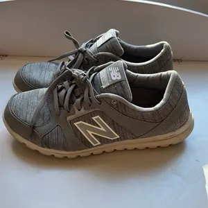 New Balance‎ 317 Gray Heathered Womens Size 10 Sneakers Shoes thumbnail 2
