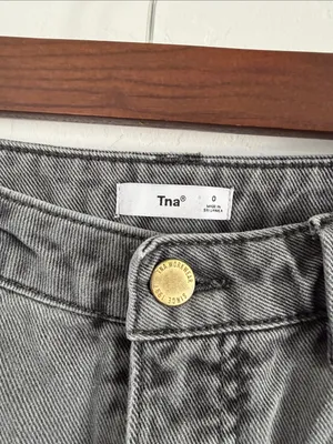 Aritzia Tna Greenwich Carpenter Pants Size 0 Gray Denim Utility Workwear thumbnail 2