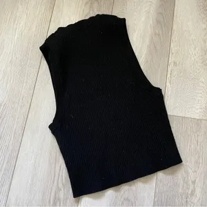 Aritzia Wilfred Ribbed Knit Sleeveless Crop Tank Top Black (XSmall) thumbnail 4