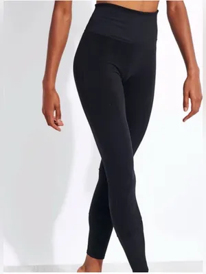 Alo Alosoft Lounge Leggings Size Medium in Black Rib Yoga Athleisure thumbnail 2