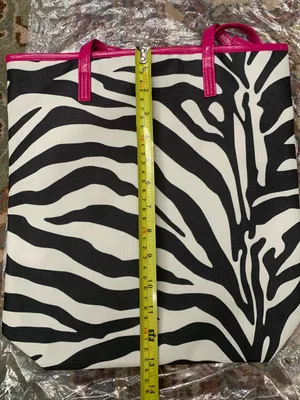 Zebra Print Tote Bag with Magenta Handles Lightweight Brand New thumbnail 6
