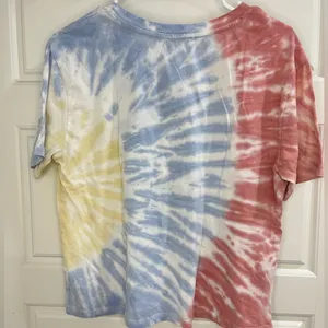 Z Supply Cropped tie dye shirt. Women’s Large thumbnail 2