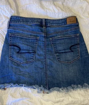 American Eagle hi-rise mini skirt thumbnail 2