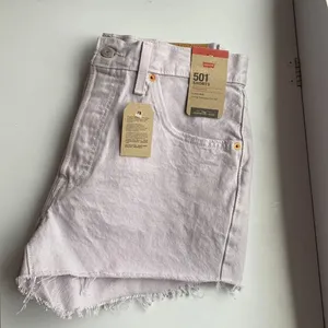 Levi’s 501 Shorts High Rise Cutoffs Denim‎ 100% Cotton Washed Lilac Size 30 thumbnail 5
