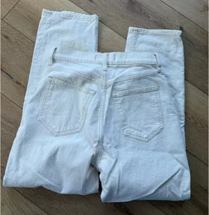 White Abercrombie Jeans thumbnail 2