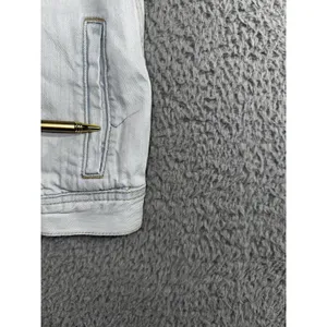 American Eagle Denim Jacket Women Medium Button Up Light Wash‎ thumbnail 6