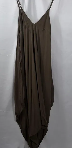 May & Maya Olive Green Handkerchief Hem Romper XXL thumbnail 1