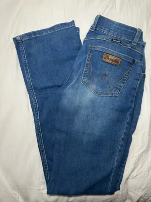 Wrangler Jeans thumbnail 1