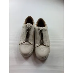 Frye Lena Zip‎ model Front Zip White Pebbled Leather Sneakers 3471320-WHT 8M thumbnail 2