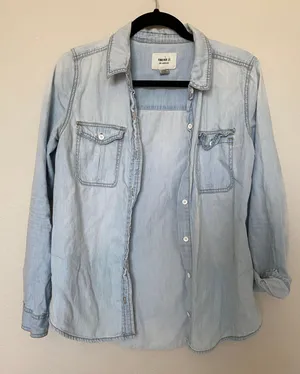 Forever 21 Denim Button Up Shirt thumbnail 3