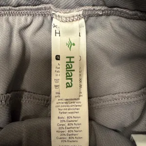 1905 | Halara High Waisted Pintuck‎ Straight Leg Athletic Trousers Taupe Women M thumbnail 5