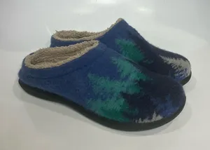L.L. Bean women’s daybreak scuffs‎ motif slippers size 8 thumbnail 1