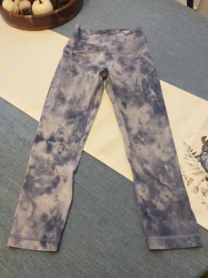 Lululemon Align cropped leggings thumbnail 1