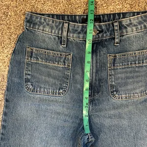 Free Assembly Women's High-Rise Wide-Leg Jeans with Patch Pockets thumbnail 9