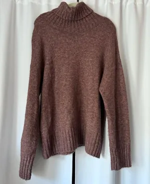 Dark Mauve Pink Oversized Chunky Neutral Turtleneck Sweater Size L thumbnail 2