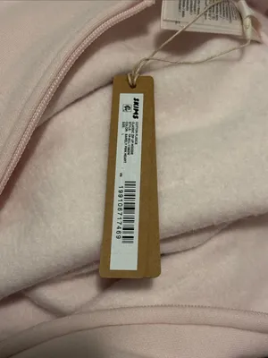 E.D (Clst) Cotton Fleece Classic Zip up hoodie | Barely Pink Heart | Size Large. thumbnail 6