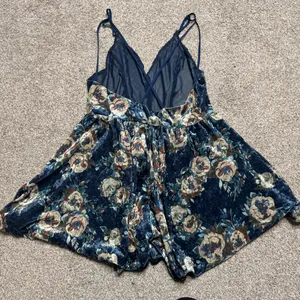 Velvet Floral Print Spaghetti Strap Romper thumbnail 3