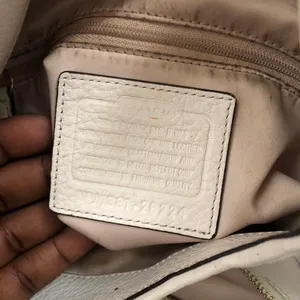 Coach 26224 Beige Phoebe Pebble Leather Shoulder Hand Bag Purse thumbnail 5