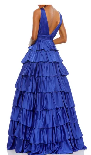 Mac Duggal Gown / Dress thumbnail 3