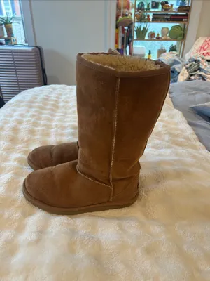 UGG Tall Shearling-Lined Suede Boots in Chestnut thumbnail 5