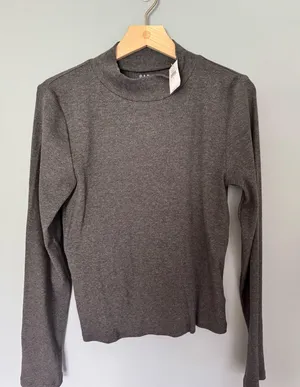 Gap Modern Rib Mockneck Cropped Shirt thumbnail 4